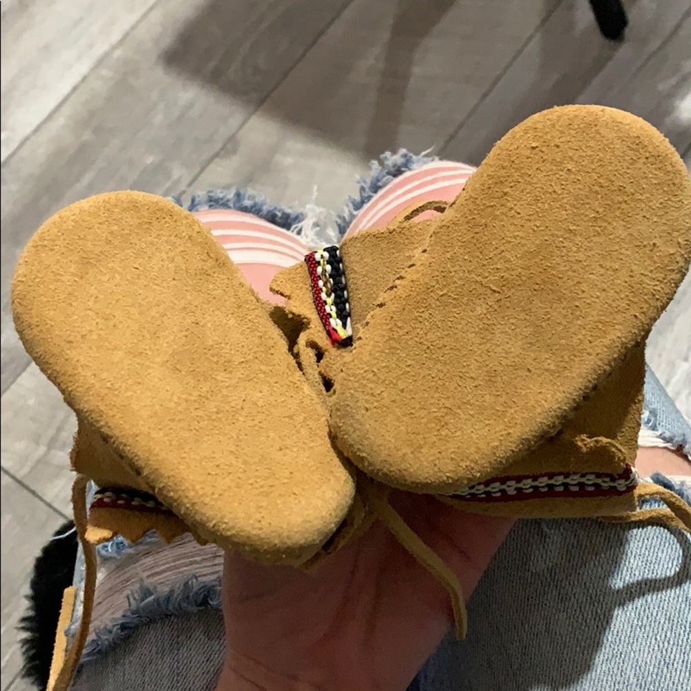 Baby Moccasins - Picture 5 of 9